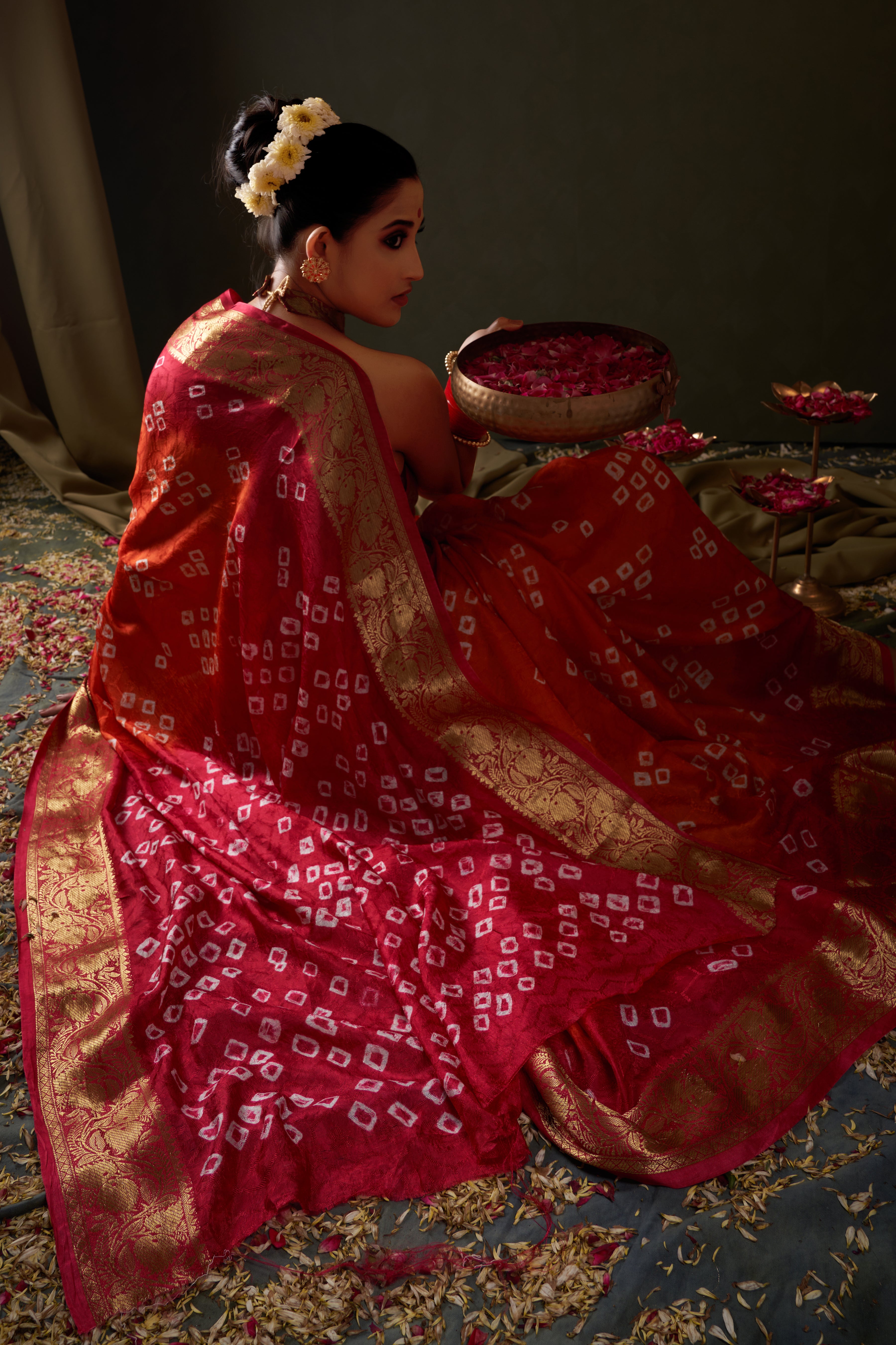 Radiant Tangerine Orange Jaquard Silk Bandhani Saree 2