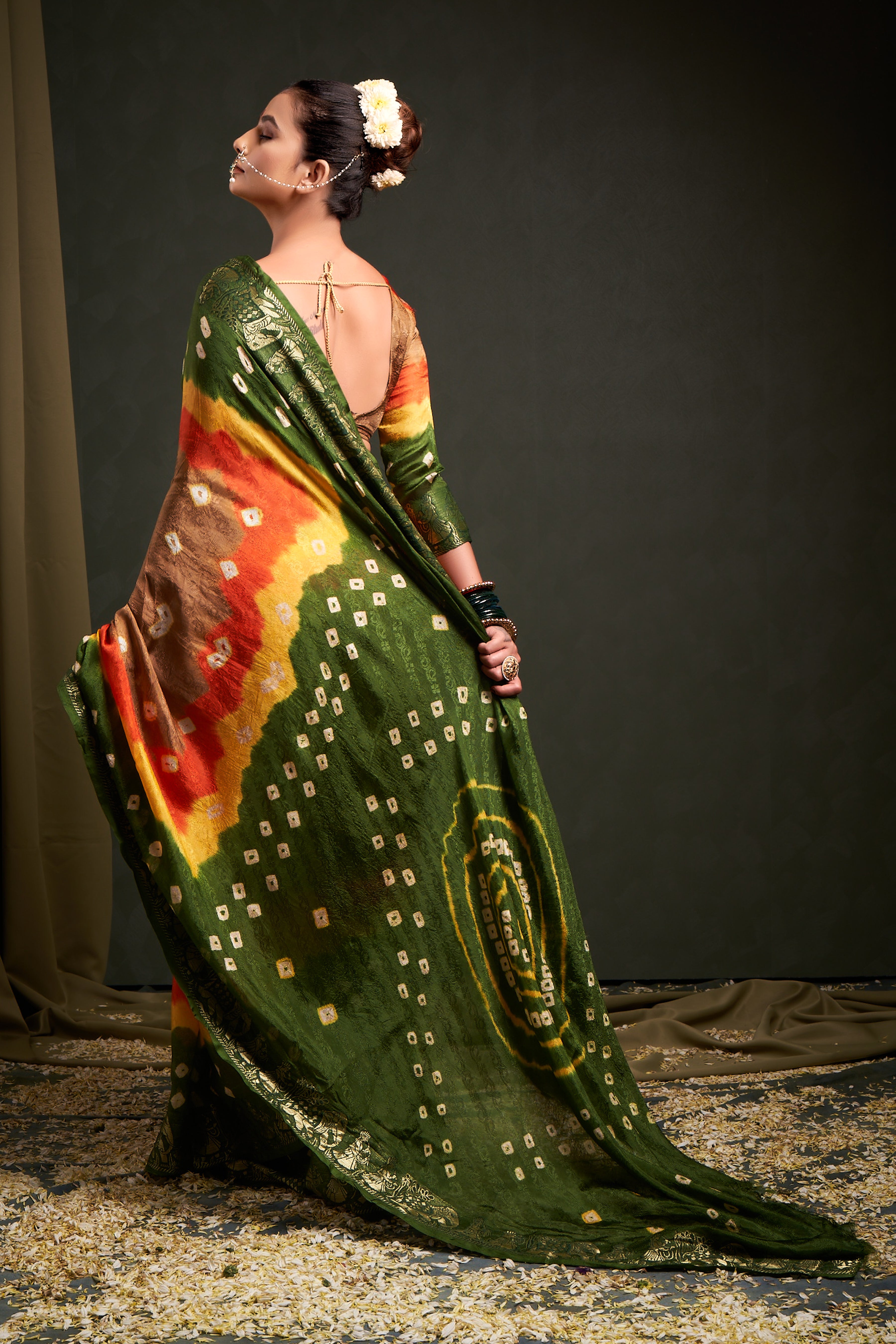 Candied Chikoo Jaquard Silk Bandhani Saree 6