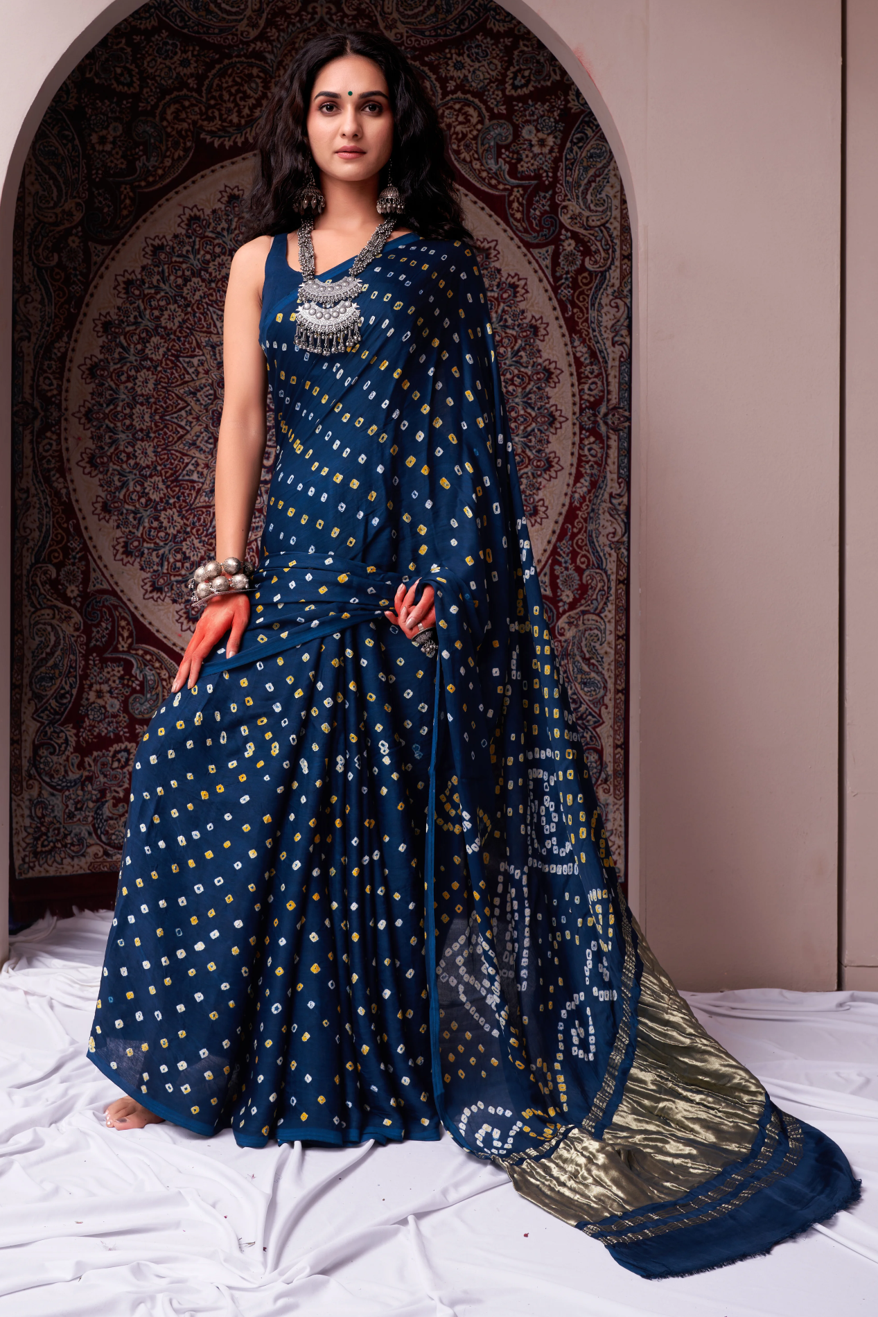 BlueGajjiSilkBandhaniWeddingSaree1_f08f89dd-a033-4fe8-a983-a7c0e76b452c.png