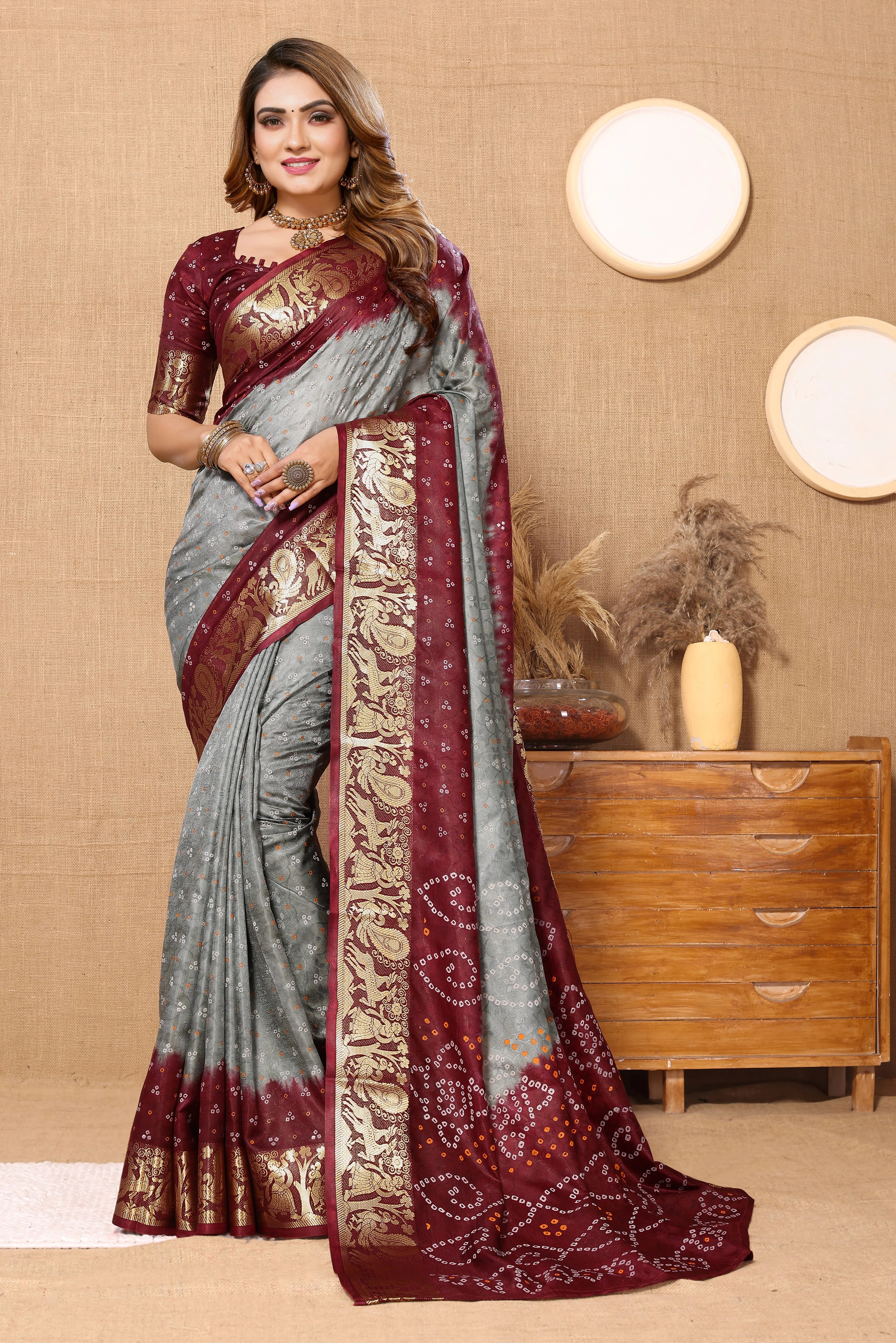 ClassyGreyJaquardSilkBandhejSaree1.webp