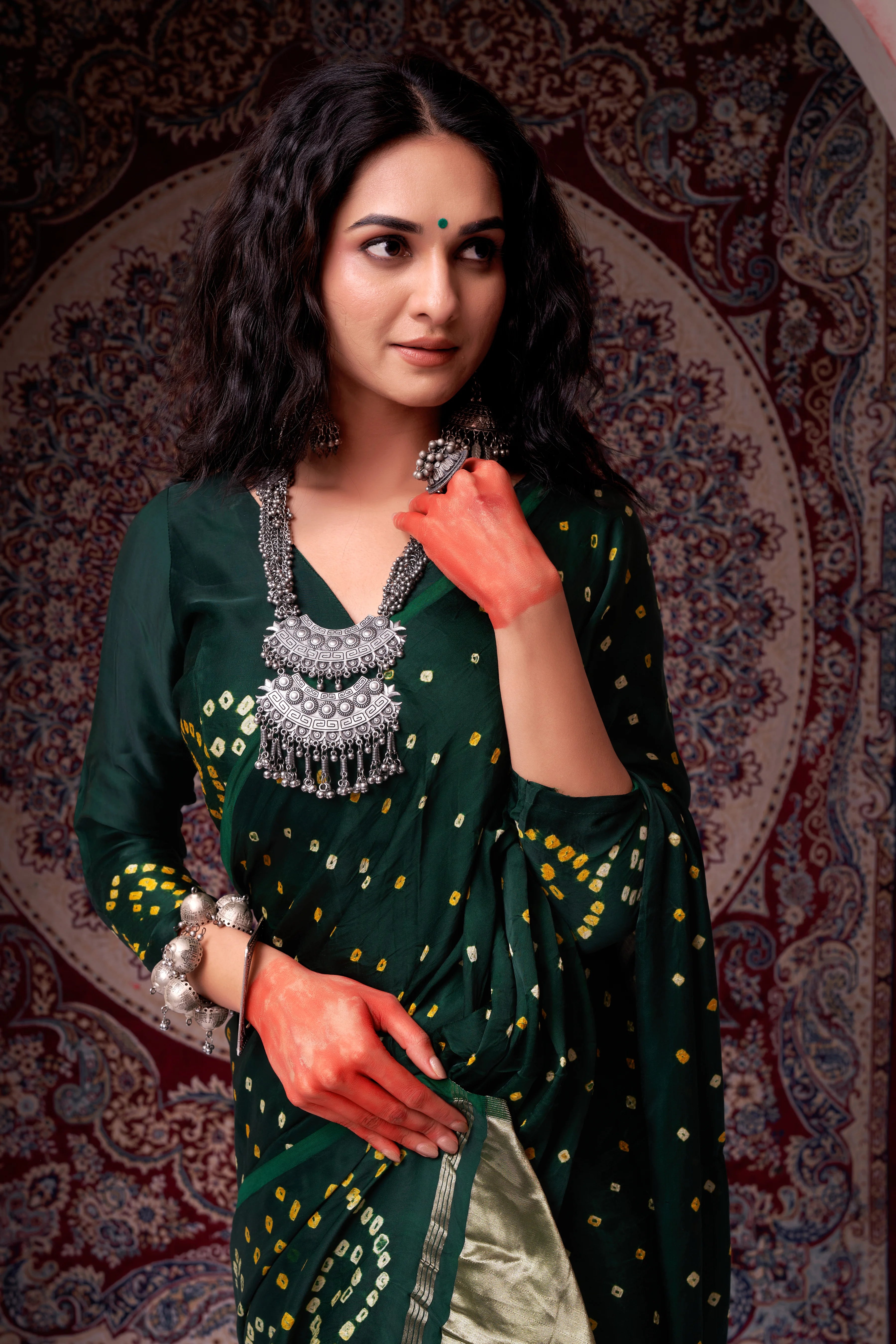 GreenGajjiSilkBandhaniWeddingSaree2.webp