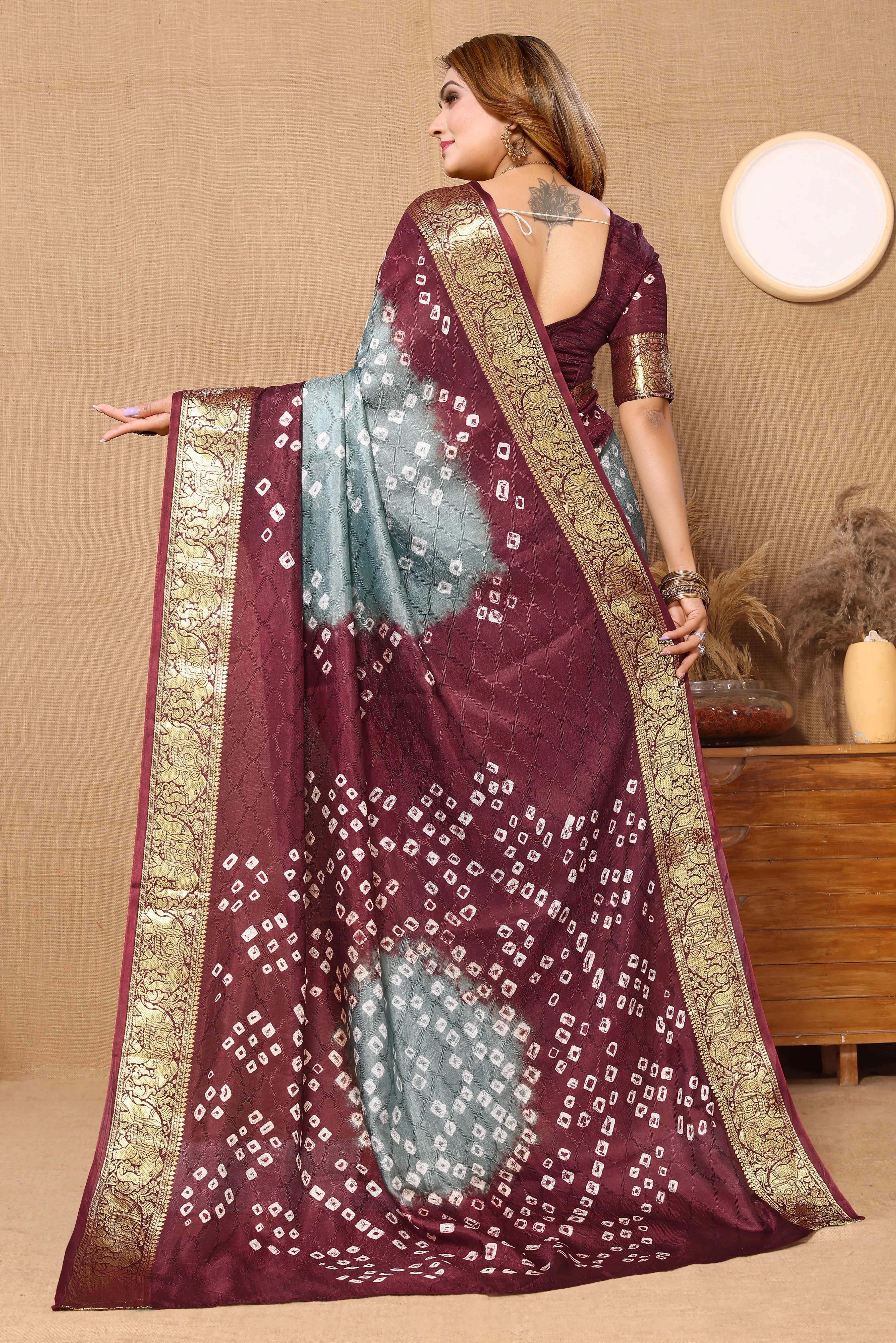 Graceful Grey Jaquard Silk Bandhani Saree