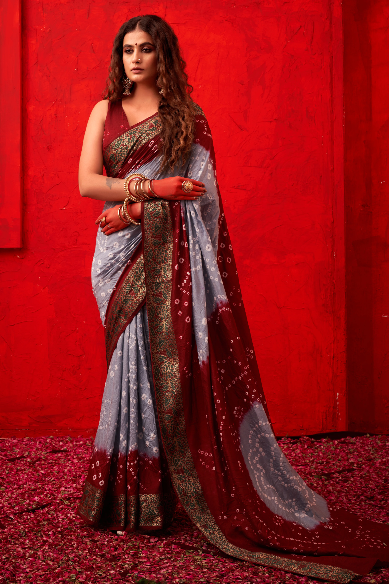 GreySilkBandhaniPartyWearSaree1_6c6555d2-78ab-45e0-994c-9dd35249e819.png