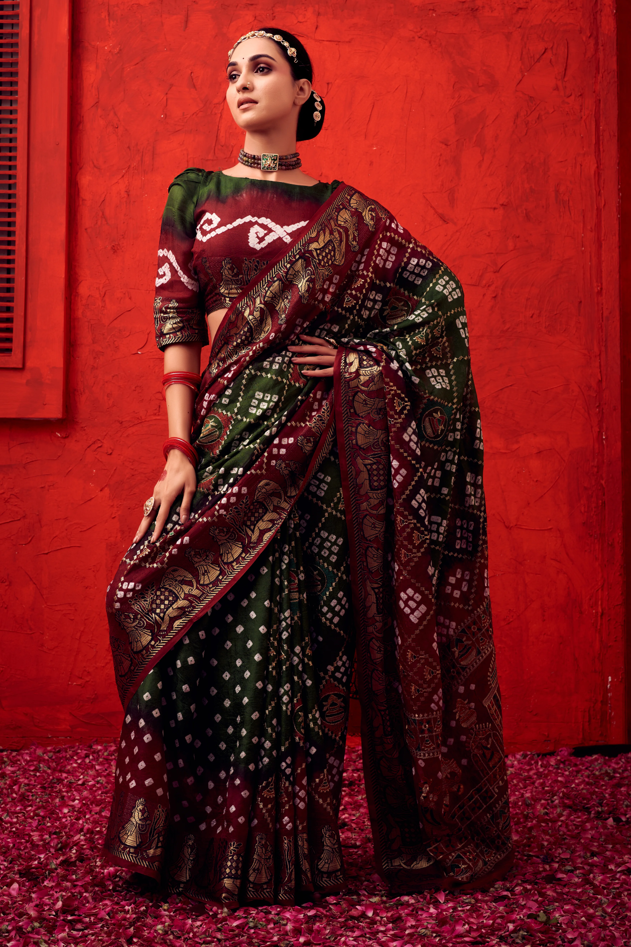 IvyGreenJaquardSilkBandhaniWeddingSaree1_b2fd7e3d-280d-44e5-8cb0-492e55a20d5c.png