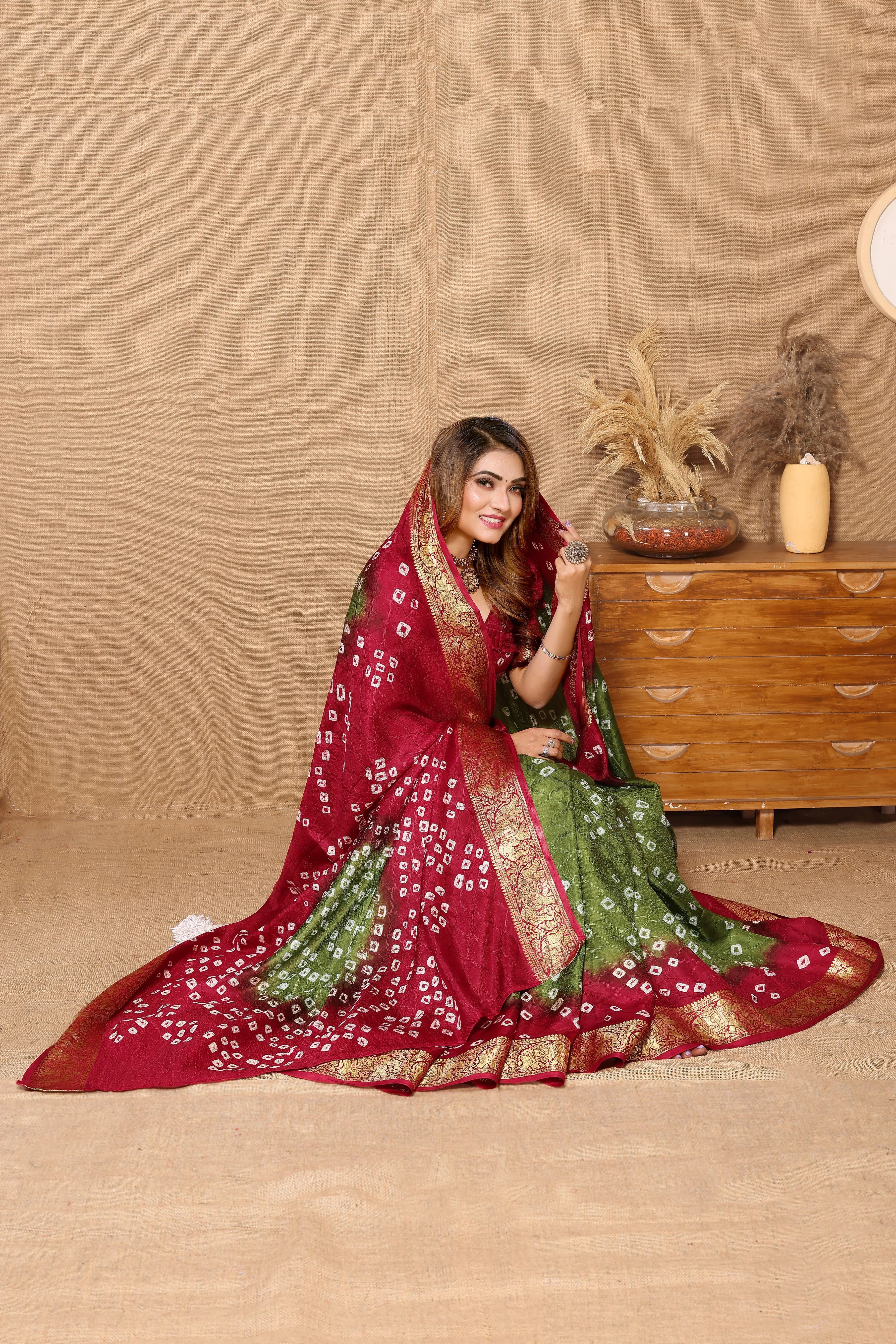 MehendiGreenJaquardSilkBandhejSaree4.webp