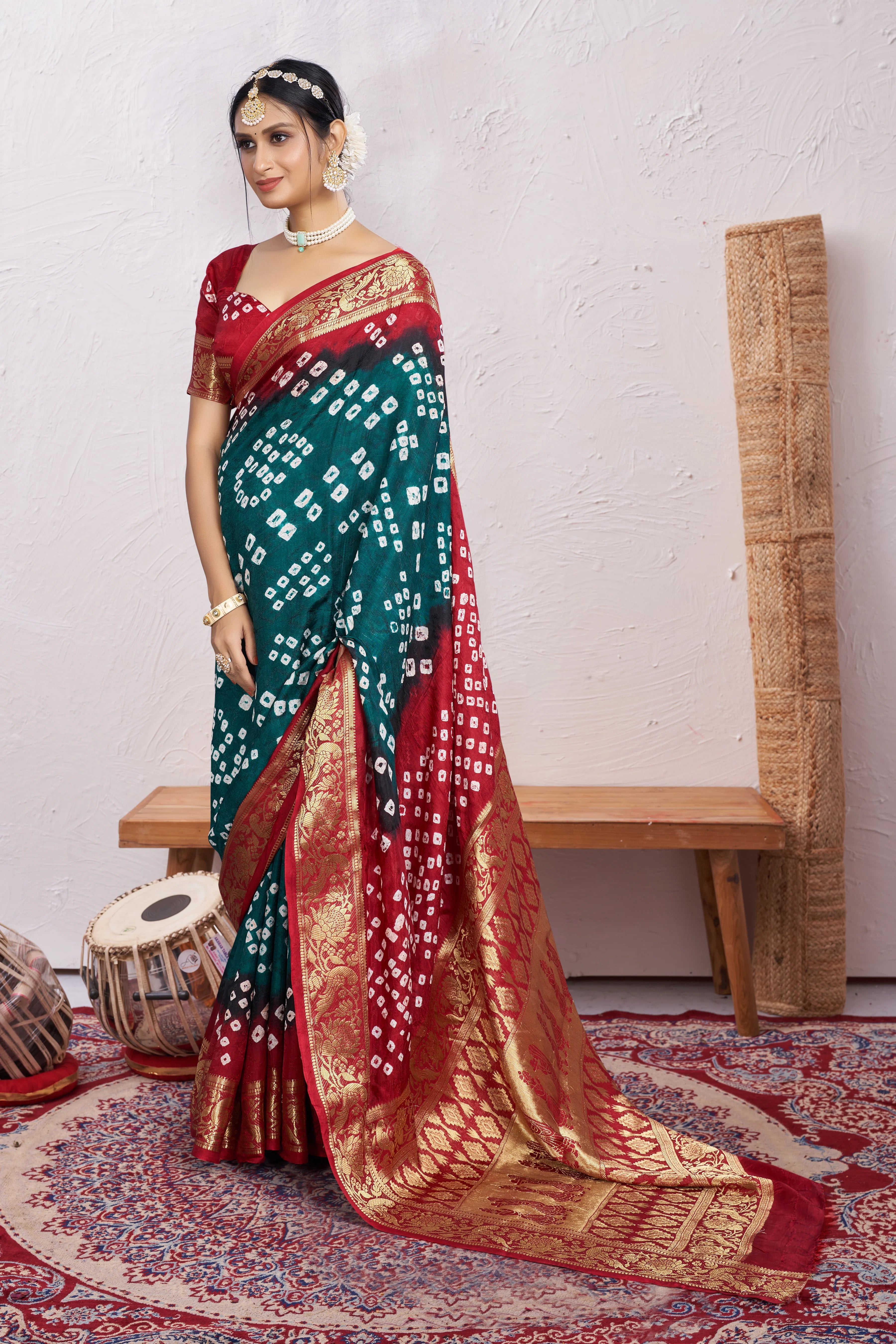 MintGreenMulberrySilkBandhaniPartyWearSaree4.webp