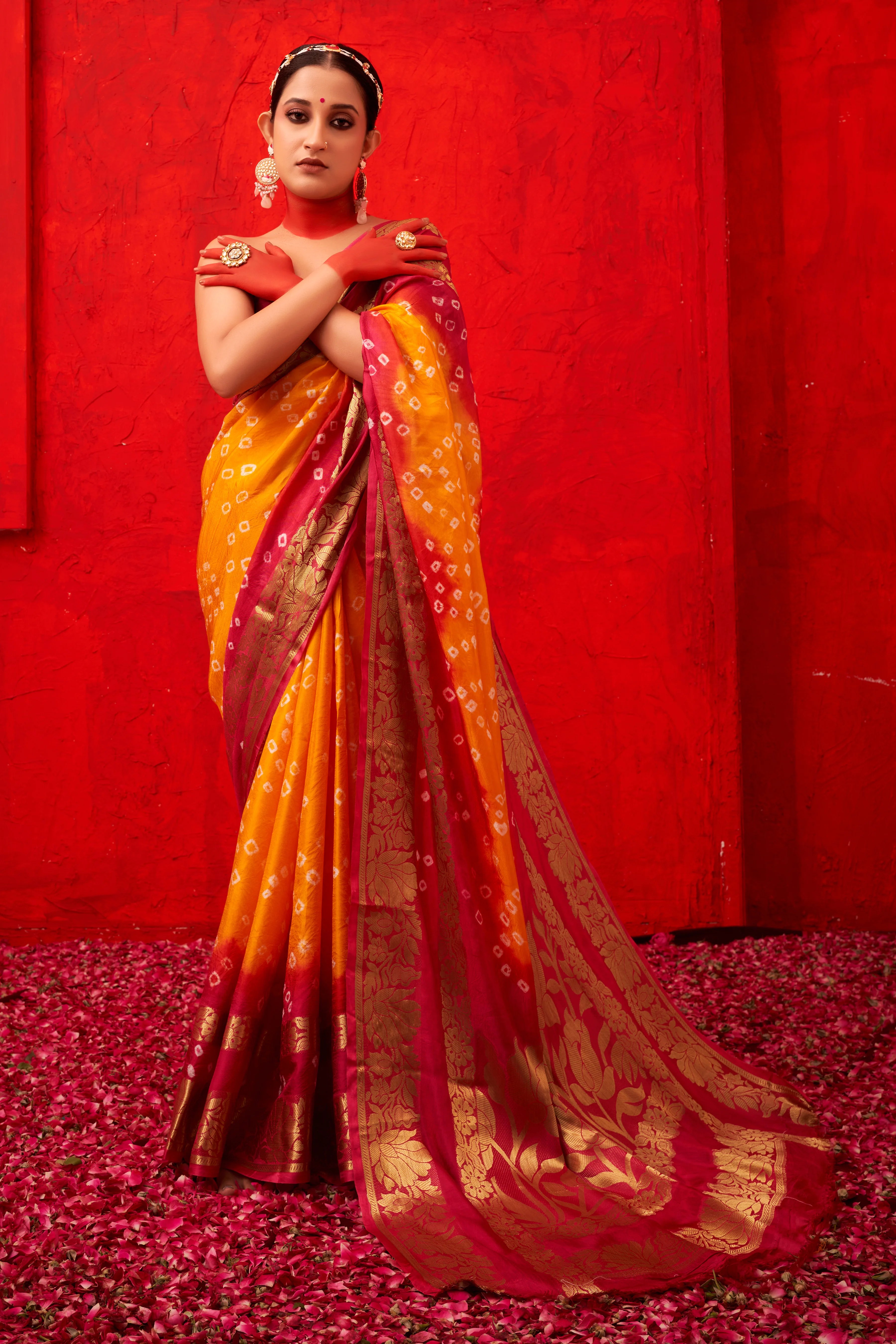 MullberySilkBandhaniPartyWearSaree1.webp