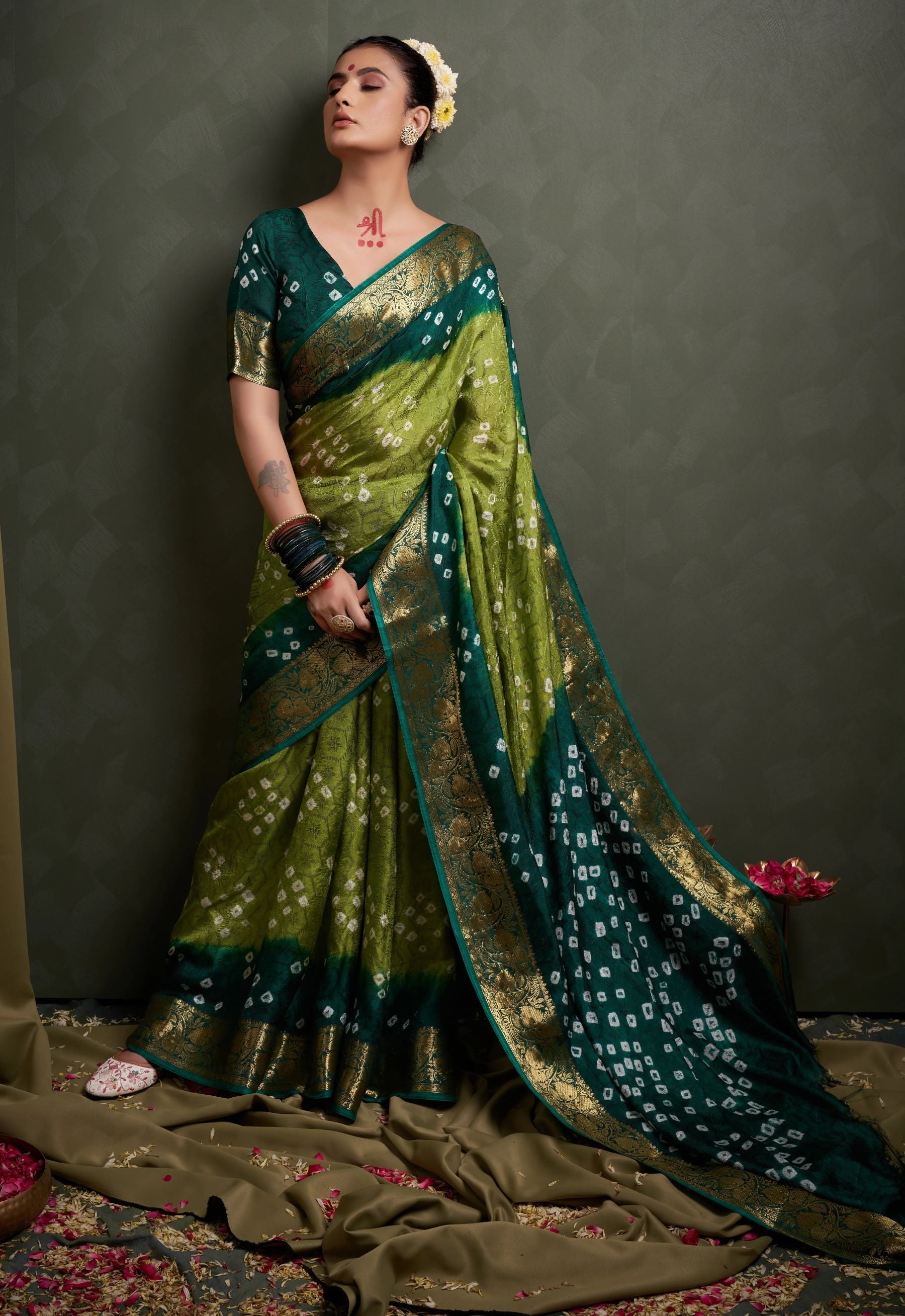 Vibrant Parrot Green Jaquard Silk Bandhani Saree