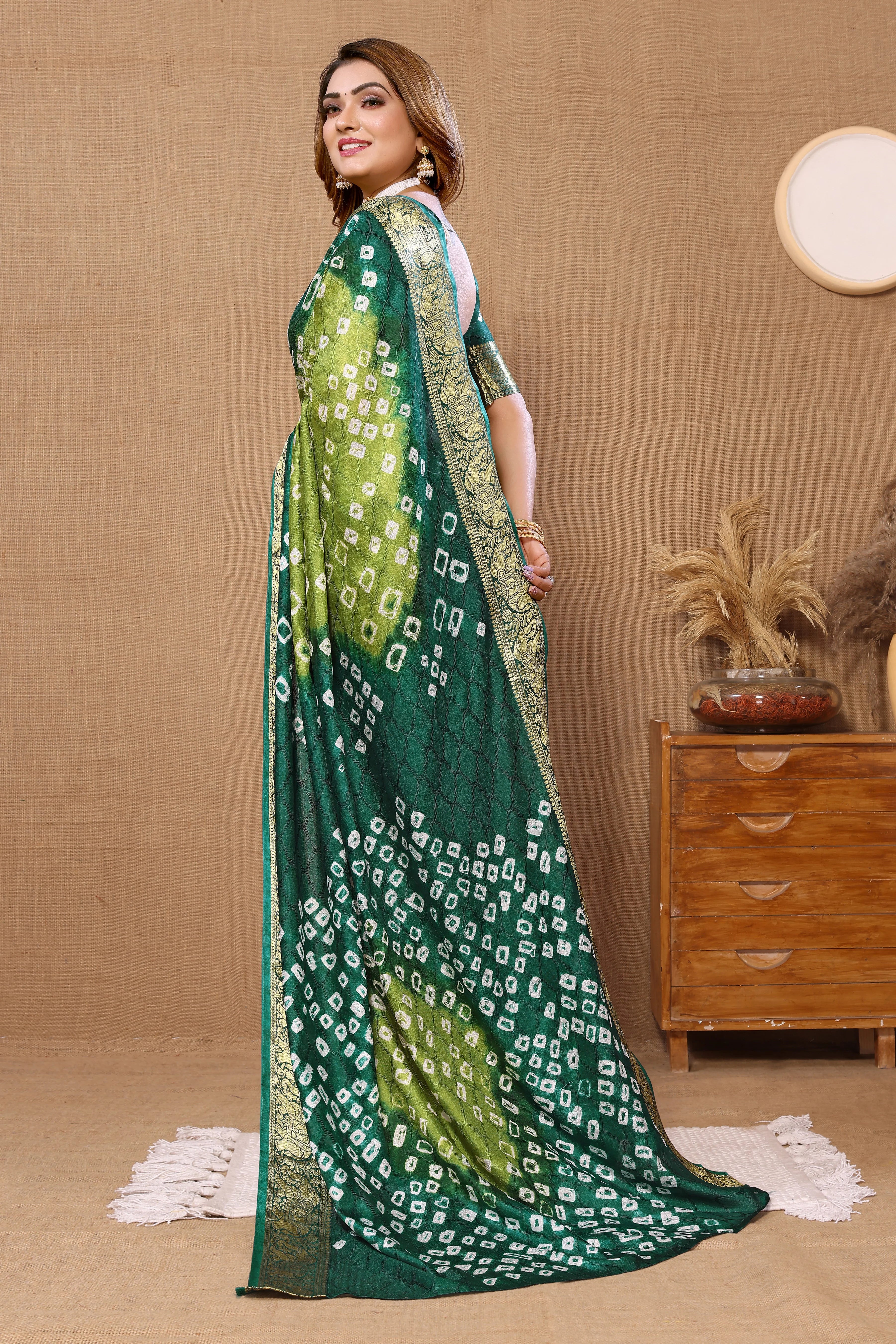 Luminous Parrot Green Jaquard Silk Bandhani Saree