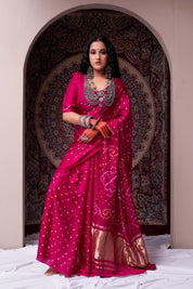 Graceful Ballet Pink Gajji Silk Bandhani Saree