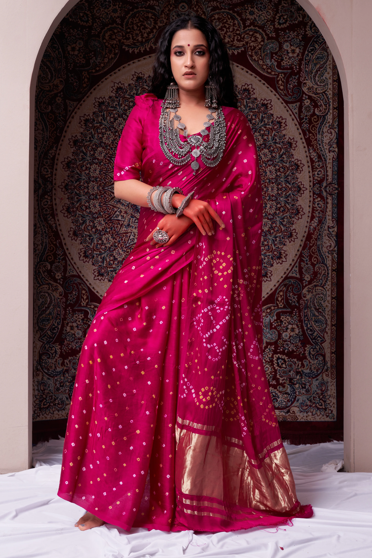 PinkGajjiSilkBandhaniWeddingSaree1_4def4b03-8e3b-4794-8491-30cd713ab9f5.png