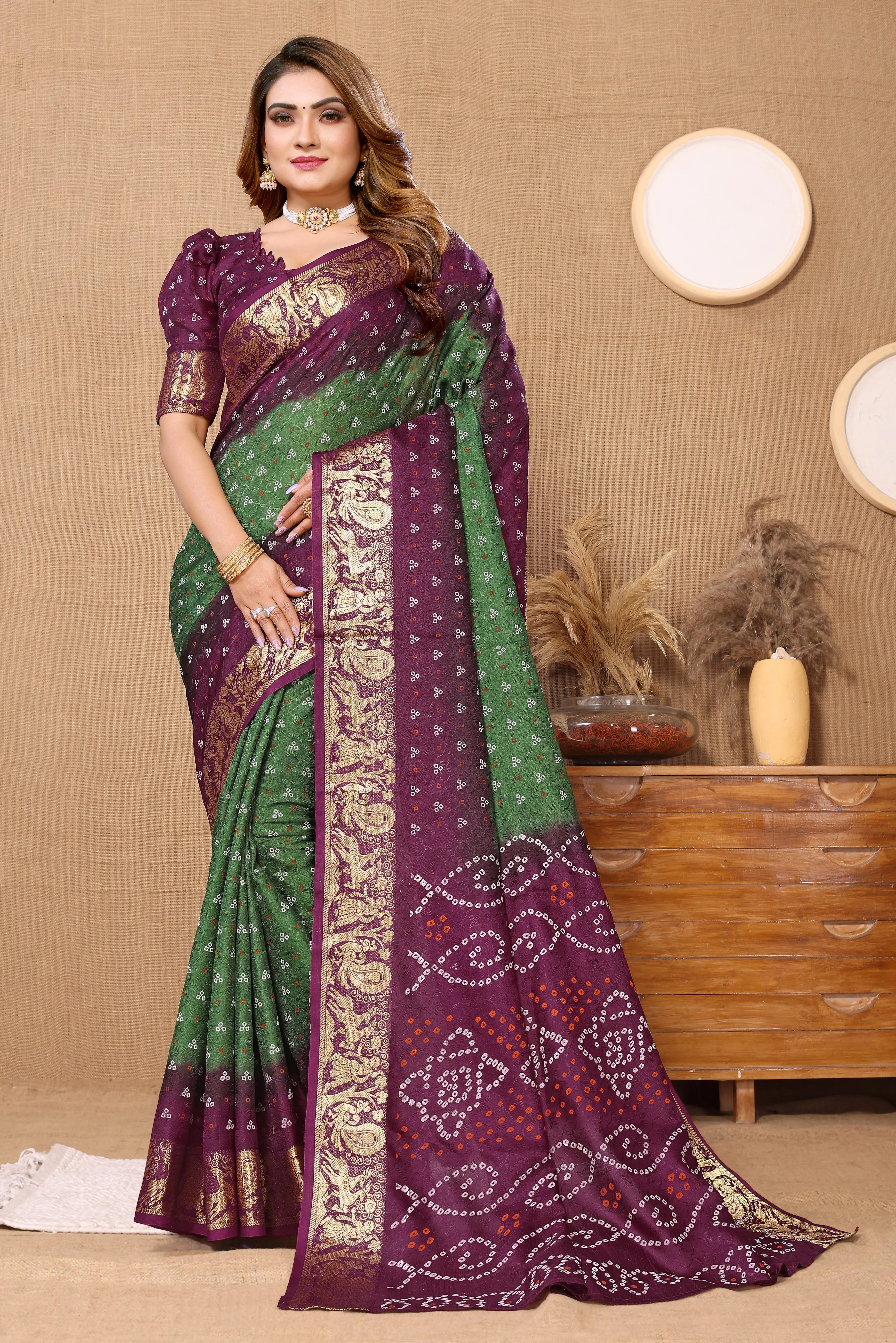 PoshMehendiGreenJaquardBandhejSaree2.webp