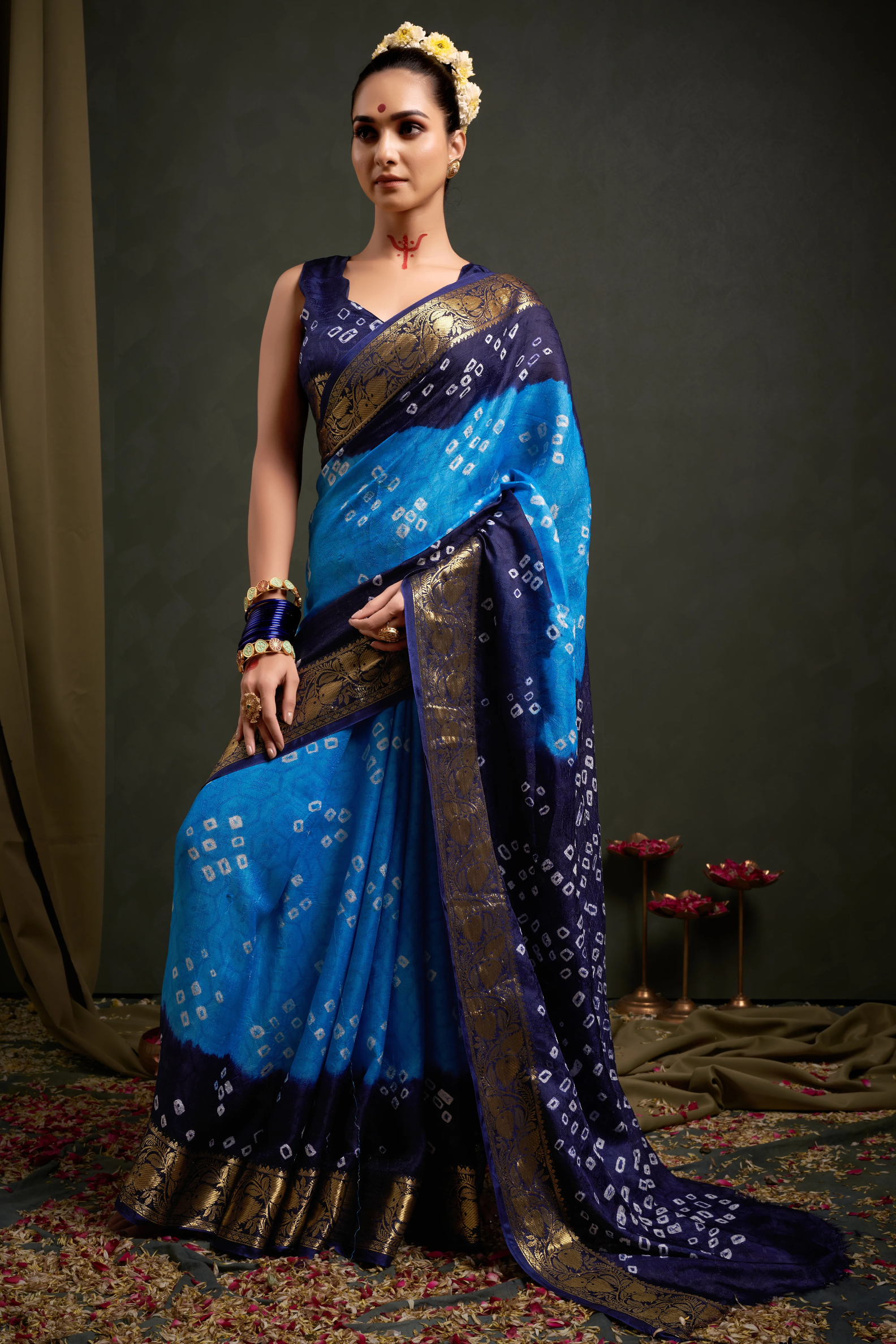 TurquoiseJaquardSilkBandhaniPartyWearSaree1_3b511e95-296c-4628-b726-a969ebb27b9c.png